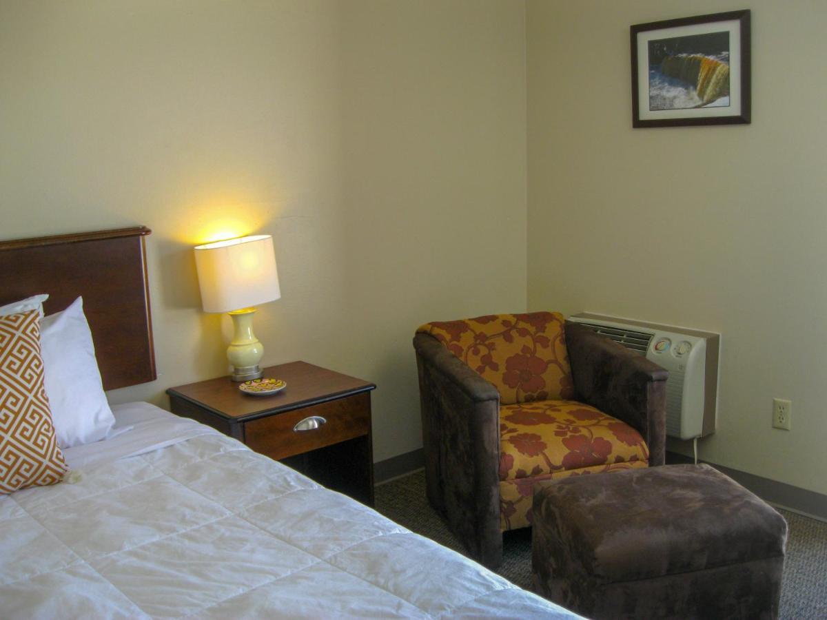 Cedar Hill Bed & Breakfast